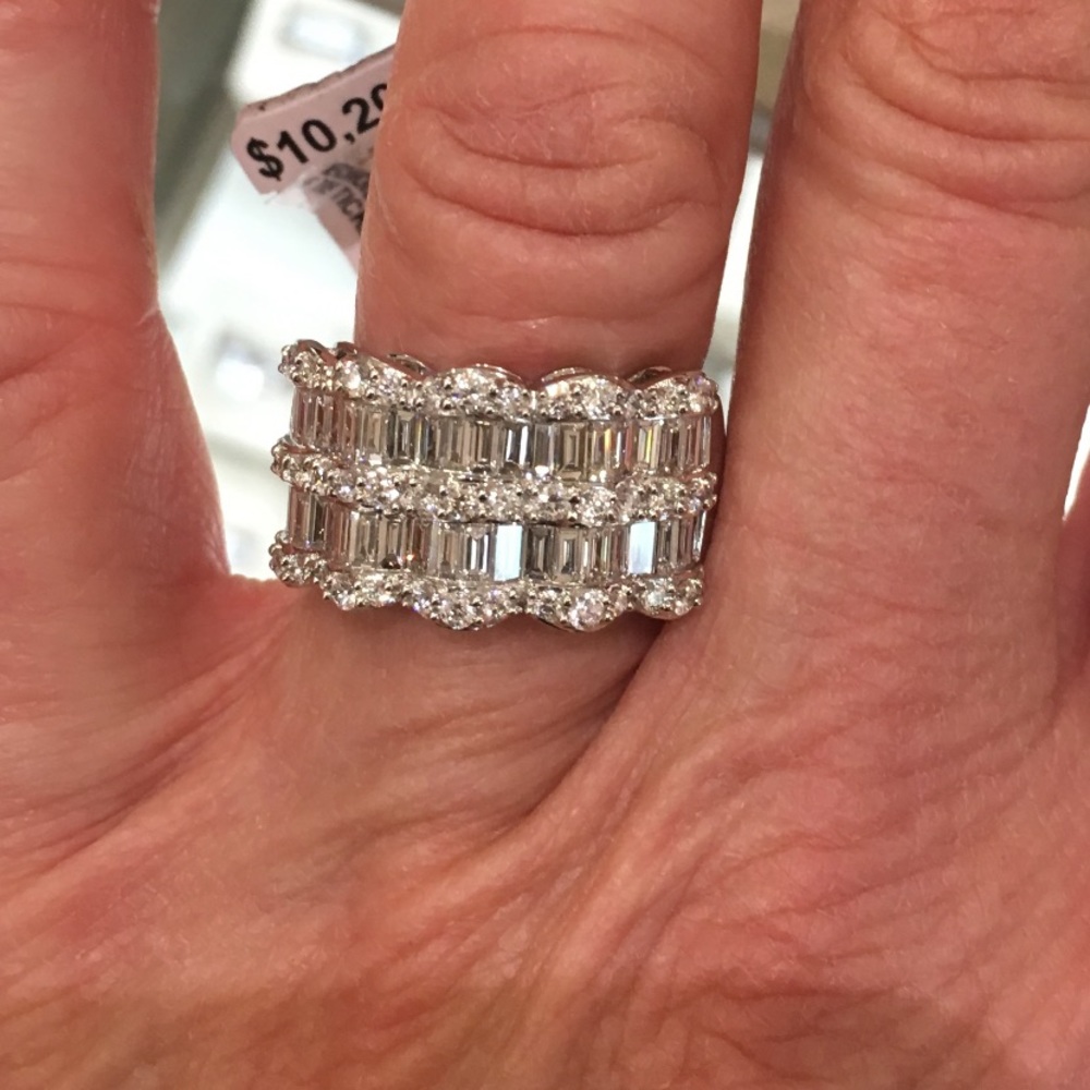 Diamond ring